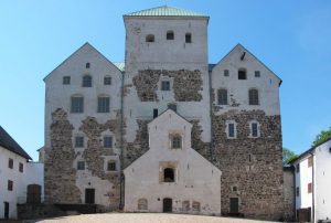 Microbes Roam in the Drainpipes of Turku Castle (Turun Sanomat 8.8.2017)